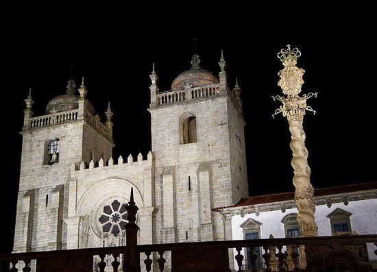 Pelourinho Se Catedral Porto